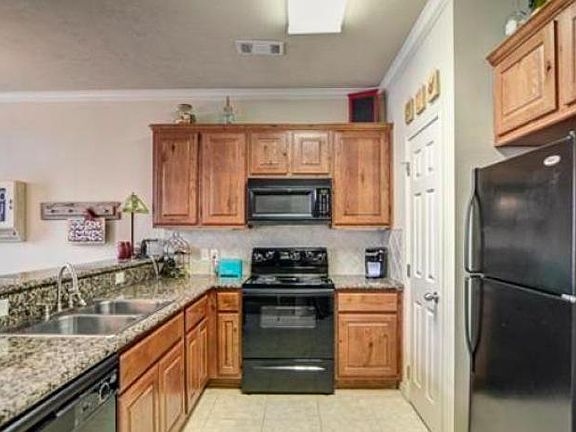 5th image of 317 Forest Dr