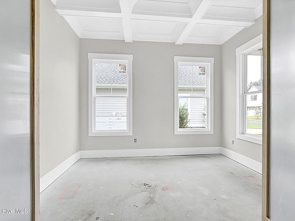 4th image of 108 Whispering Pine Lane