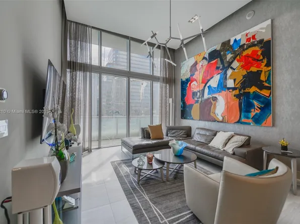 495 Brickell Ave APT 2211, Miami, FL 33131