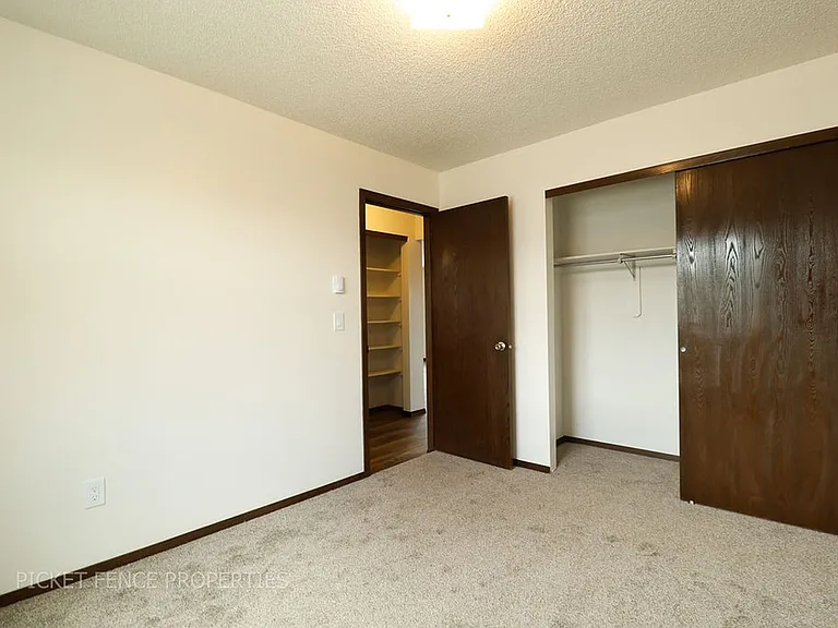 1846 E 16th Street — Photo 21