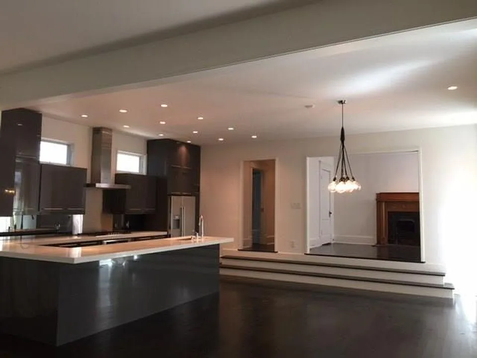 344 Josephine St