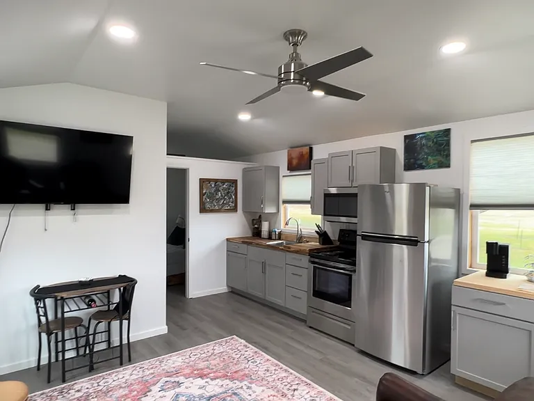 14625 Labelle Rd #B — Photo 5
