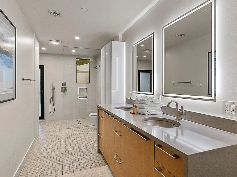 6928 E Jenan Dr — Photo 24