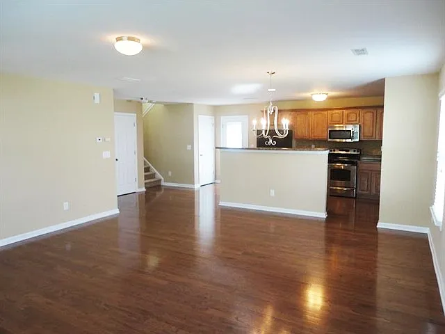 11812 Village Pond Dr — Photo 4