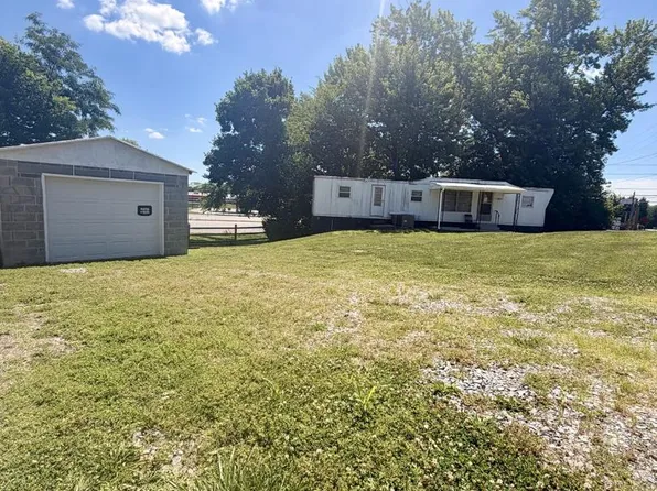 11205 Piper Ln, Hagerstown, MD 21740