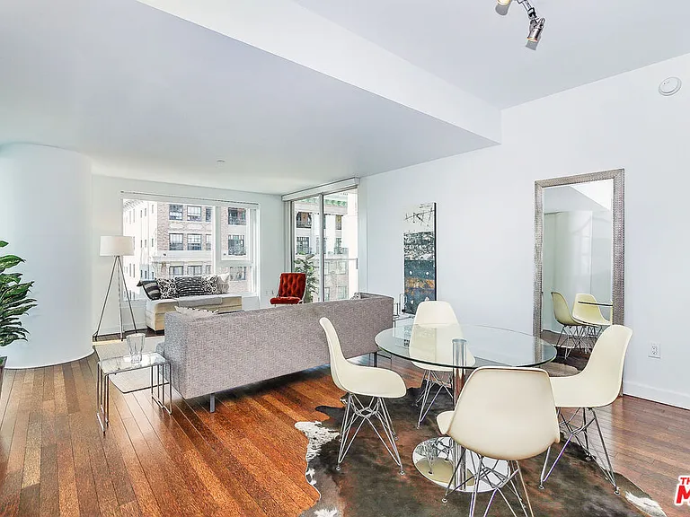6250 Hollywood Blvd #11N — Photo 1