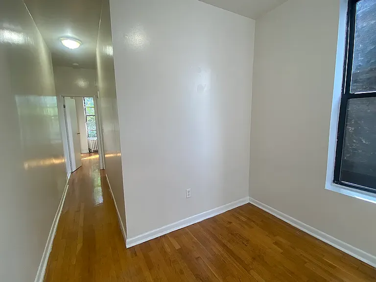 404 W 56th St #20 — Photo 7