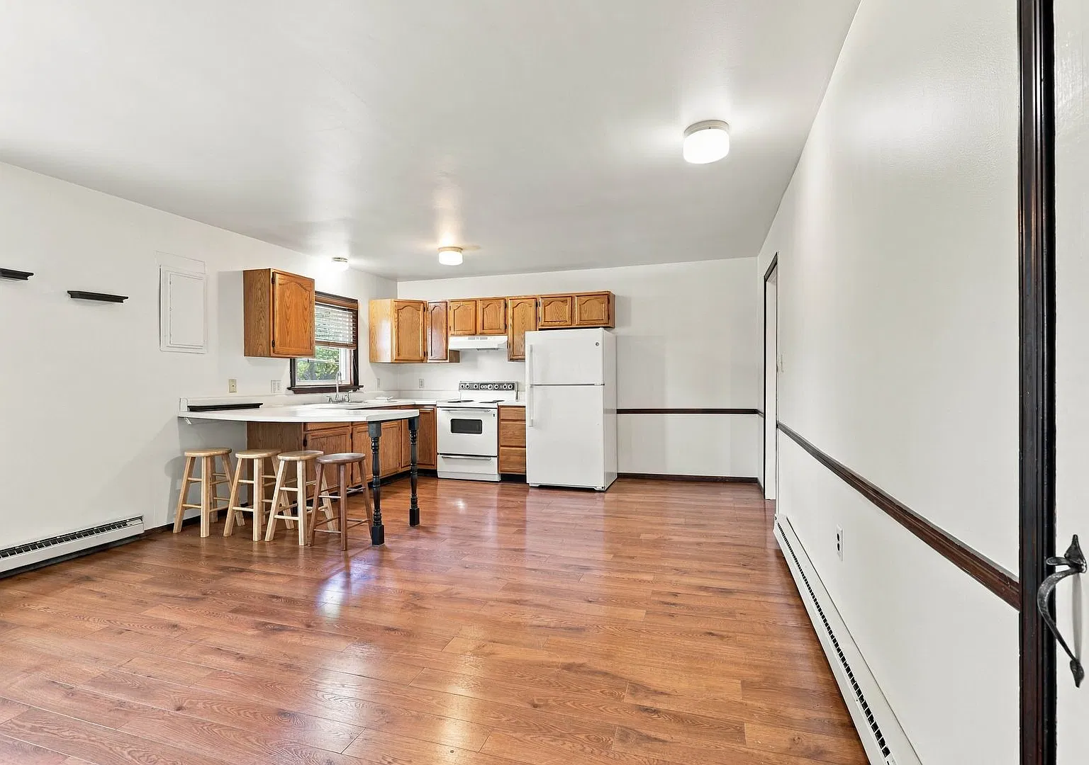 2137 Old Philadelphia Pike — Photo 3