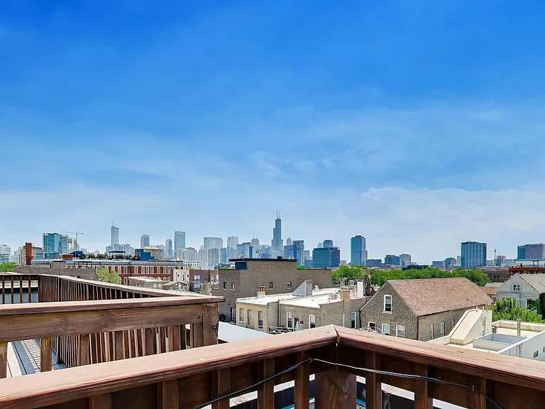 1417 W Chicago Ave #3 — Photo 31