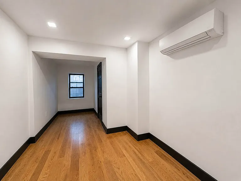 753 Putnam Ave #1 — Photo 5