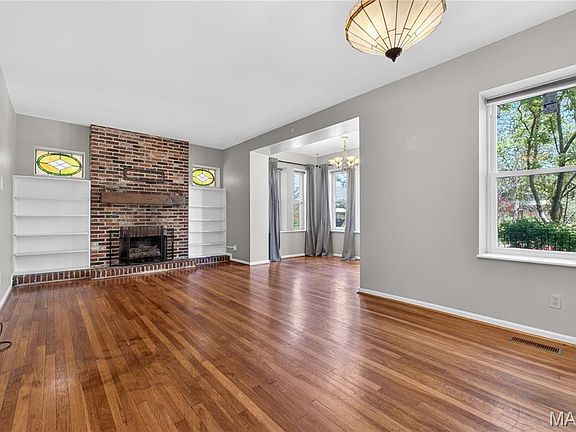 5th image of 5572 Waterman Blvd #1W
