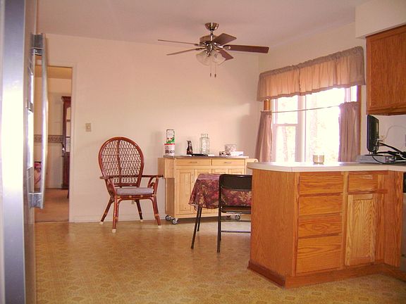4th image of 5513 Rainwood Dr