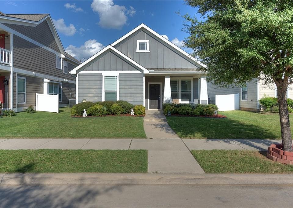 1st image of 1916 Freedom Ln