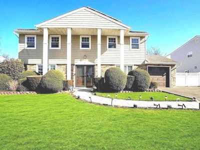 5 Whitney Road, Bayville, NY, 11709
