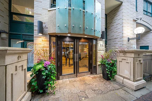 35 Hayden St #1015 Photo 1