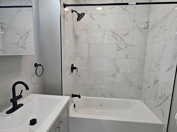 3rd image of 357 Pearl St #1B