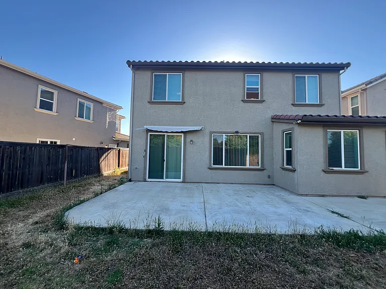 7831 Messara Way — Photo 31