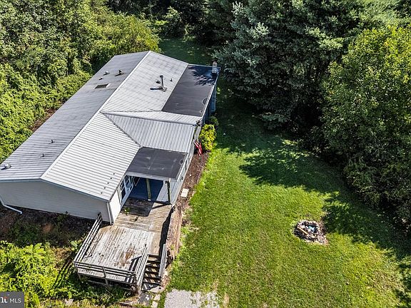 2nd image of 109 Pisgah Rst