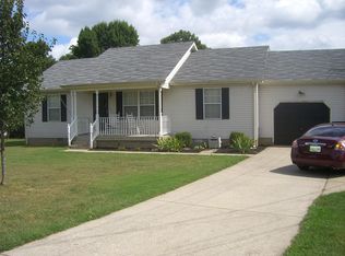 310 Valley Forge Ct, La Vergne, TN 37086