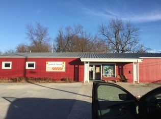 620 McNatt Ave, Aurora, MO 65605