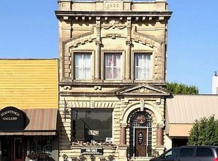 404 S Main St, Platte, SD 57369