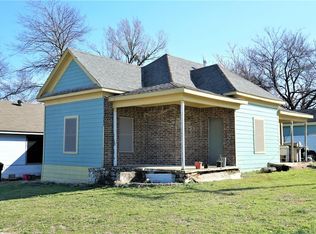 630 W Munson St, Denison, TX 75020