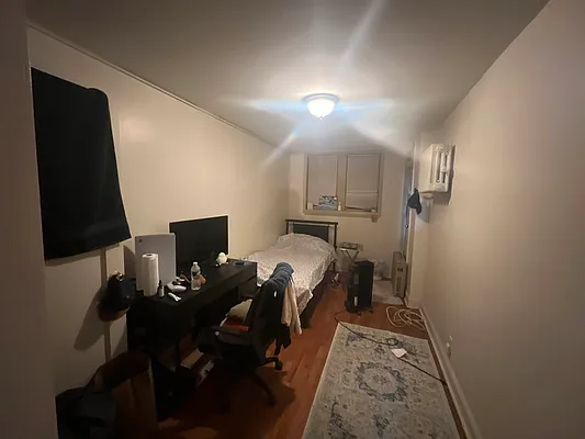 Rented by REALTY QUEST NEW YORK INC | media 10