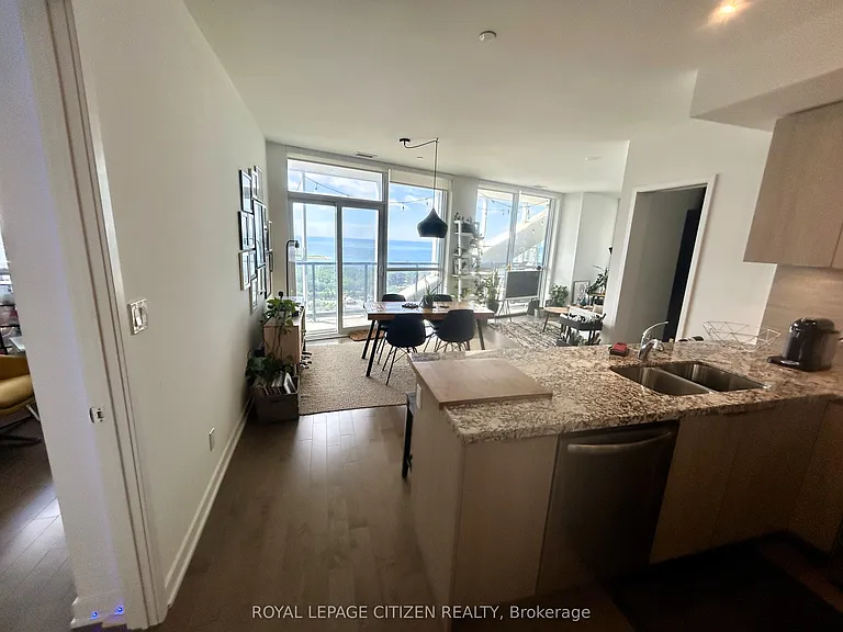 30 Ordnance St #2402 — Photo 10