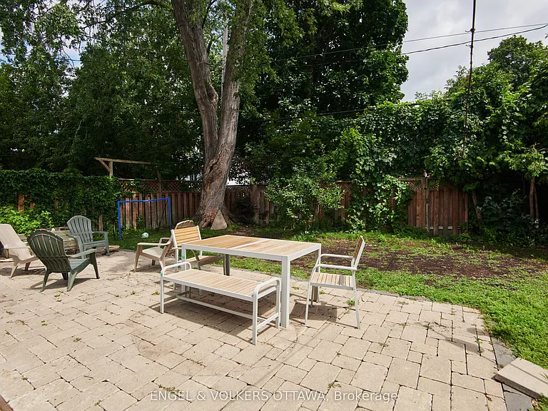469 Island Park Dr — Photo 33