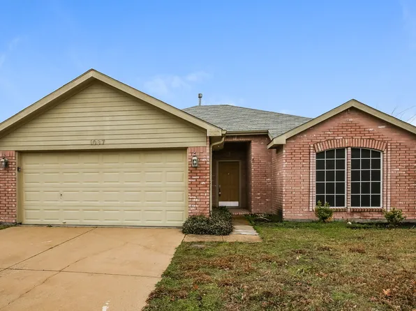 1037 Harriman Dr, Saginaw, TX 76131