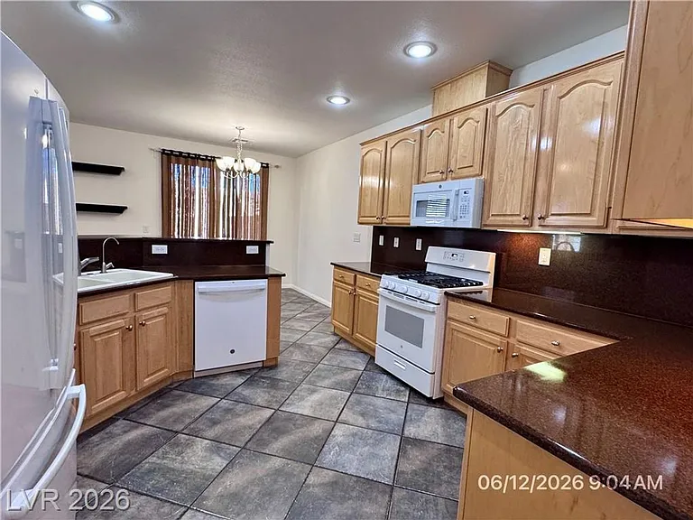 6255 W Arby Ave #246 — Photo 7
