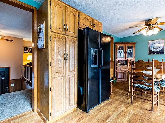 5th image of 1335 Peppertree Dr