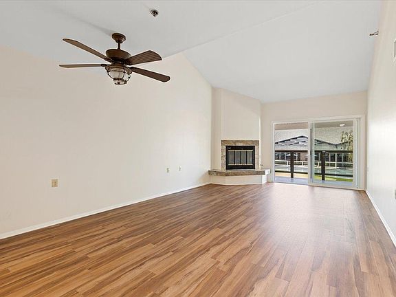 2nd image of 1664 Circa Del Lago Unit E206