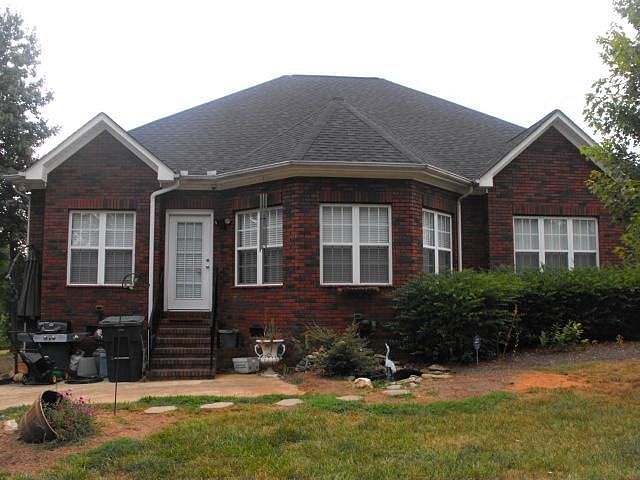 2nd image of 3824 Erskine Woods Dr