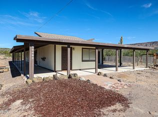 49215 N 3rd Ave, New River, AZ 85087