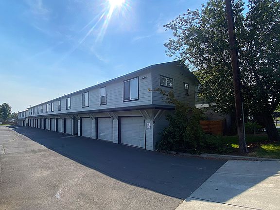 2nd image of 61324 SW Blakely Rd #20