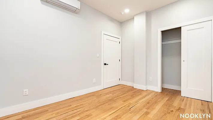 Rented by Nooklyn NYC LLC | media 6