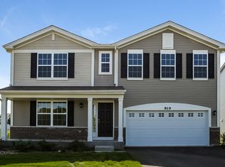 819 Timber Lake Dr, Antioch, IL 60002