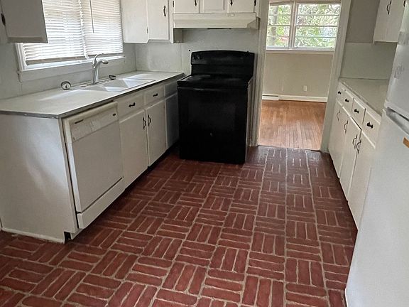 2nd image of 2225 Elkridge Dr