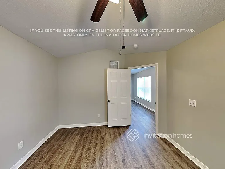 10303 Lakeside Vista Dr — Photo 9