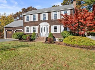 61 Oletree Rd, Pembroke, MA 02359