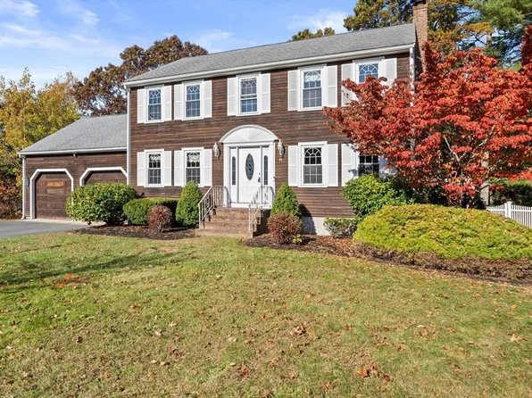 61 Oletree Rd, Pembroke, MA 02359