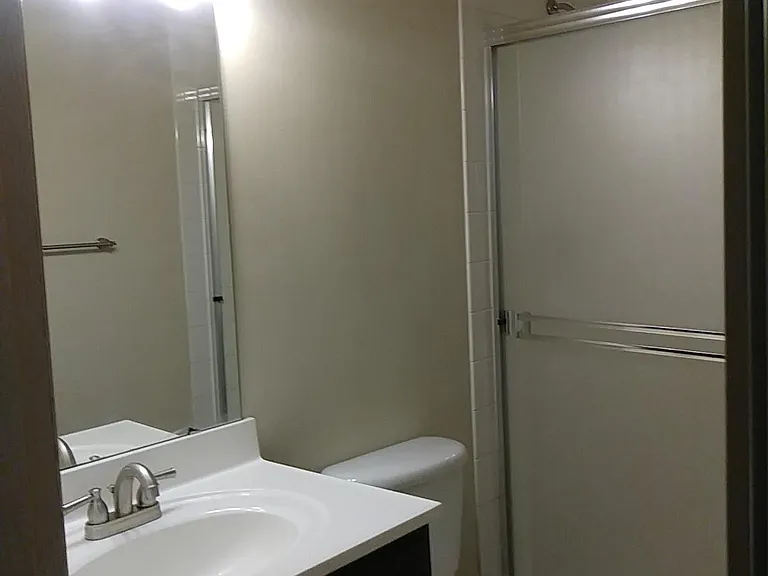 Hallway full bathroom.