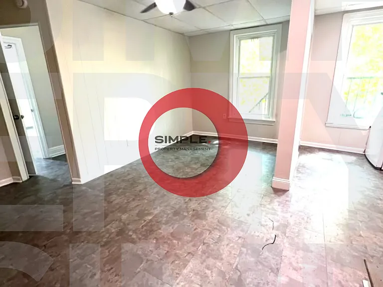 449 E High St #2R — Photo 4
