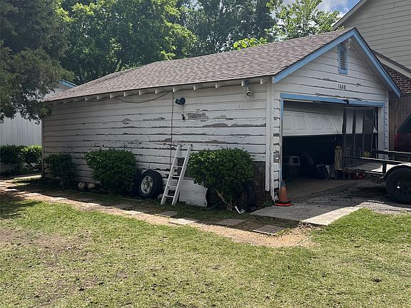 3rd image of 1608 Coleman St