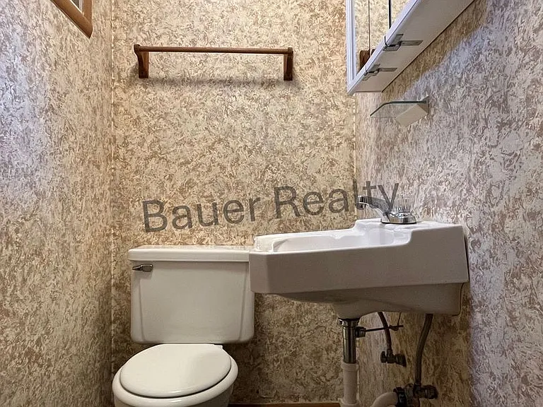 740 Sandusky St — Photo 13
