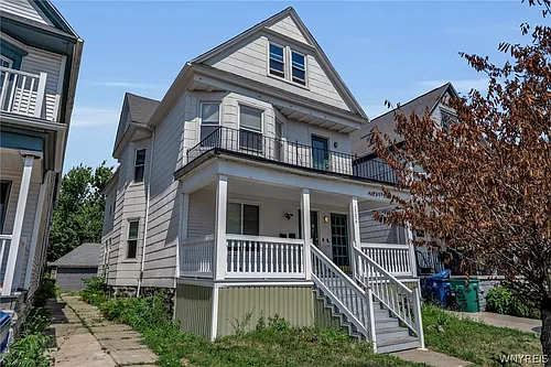 2206 Main St Photo 1