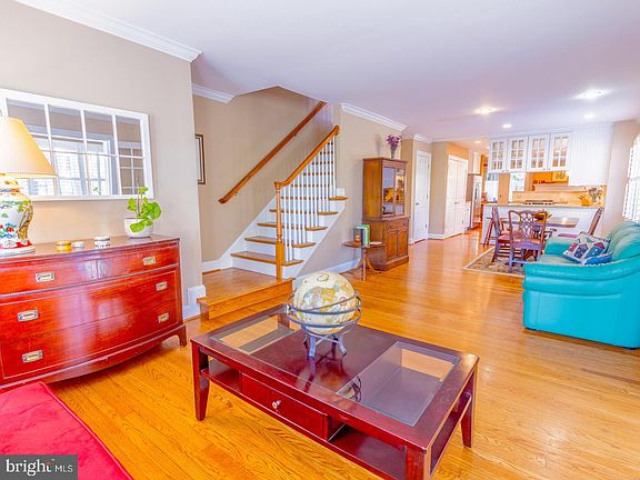 5th image of 1812 Wawaset St