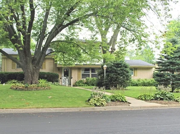 602 Tyrell Ave, Delavan, WI 53115