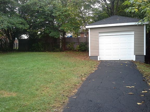 3rd image of 2912 Huntington Blvd NW